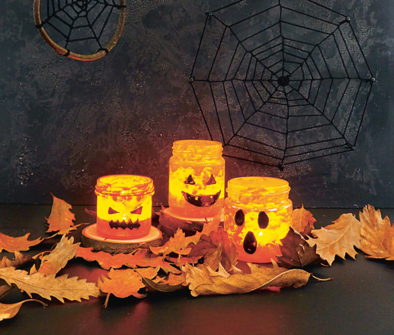 Halloweeni lámpás befőttesüvegből, Marabu üvegfestékkel
