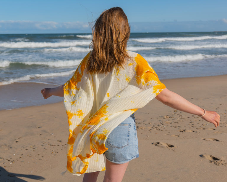 Strandkimonó batik hatással Marabu Easy Color festékkel